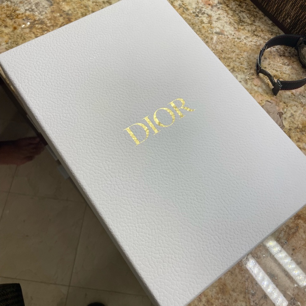 Dior shoe box